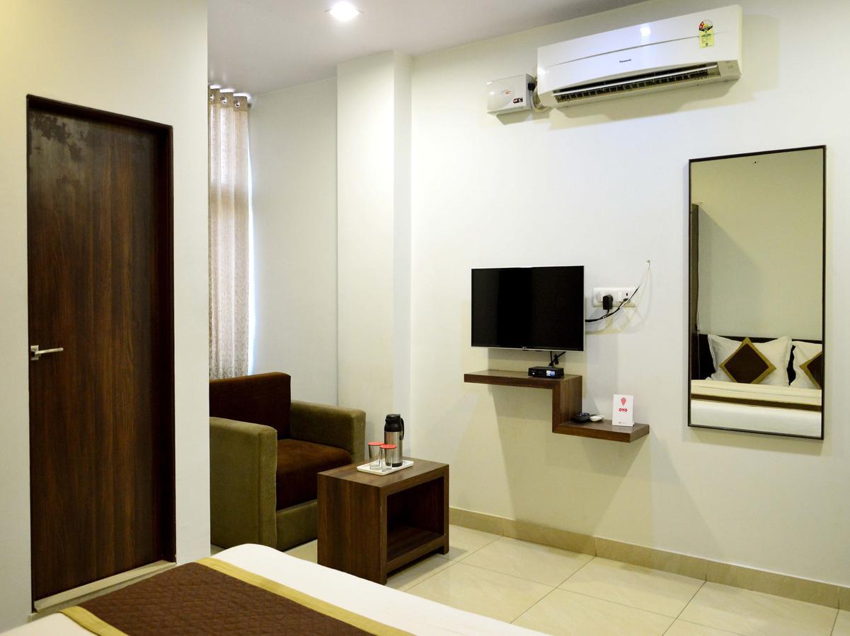 Oyo 6697 Hotel Green Lemon Τζαϊπούρ Εξωτερικό φωτογραφία