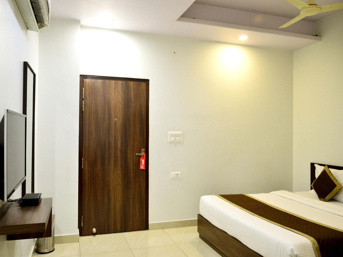 Oyo 6697 Hotel Green Lemon Τζαϊπούρ Εξωτερικό φωτογραφία