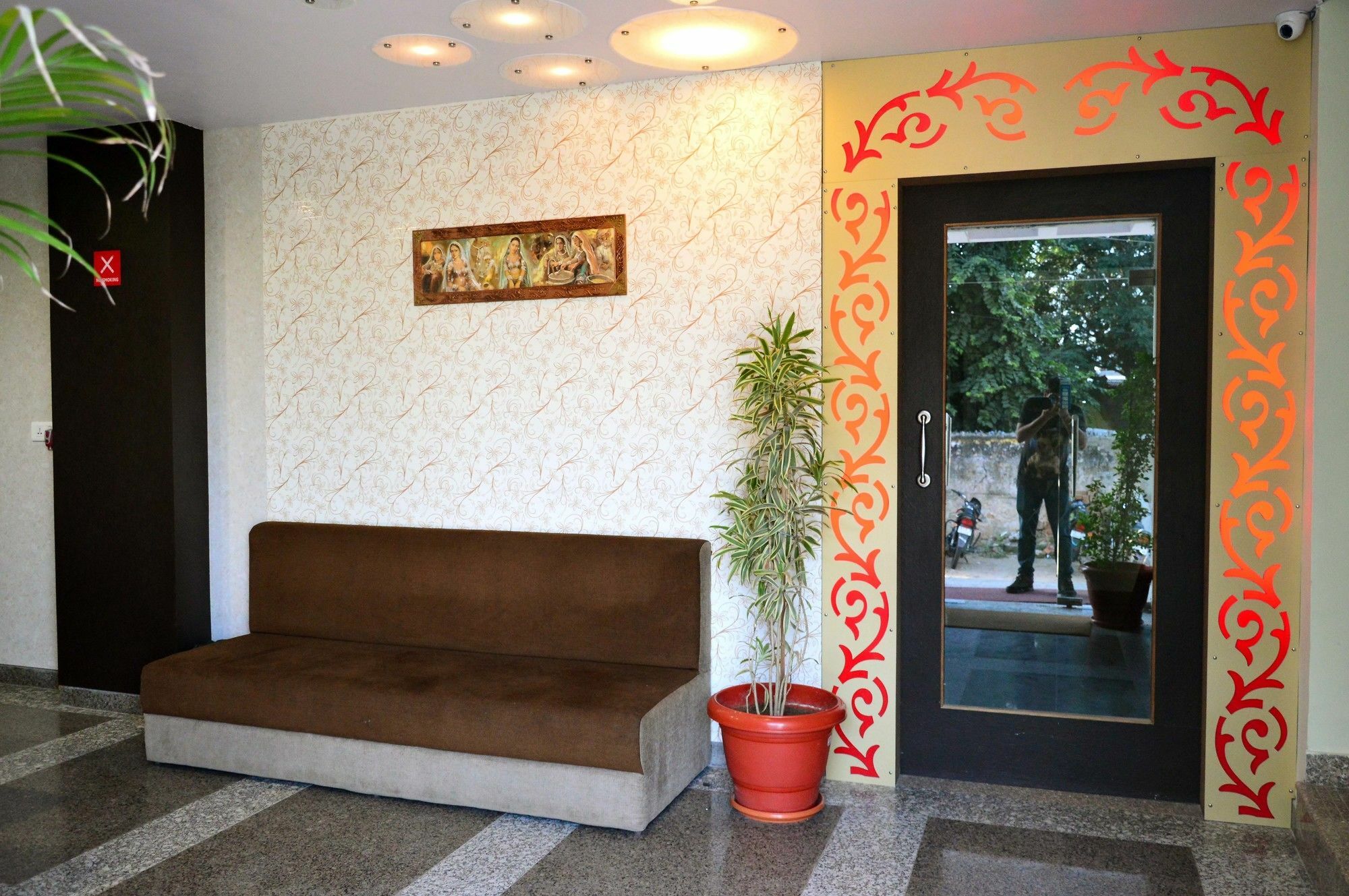 Oyo 6697 Hotel Green Lemon Τζαϊπούρ Εξωτερικό φωτογραφία